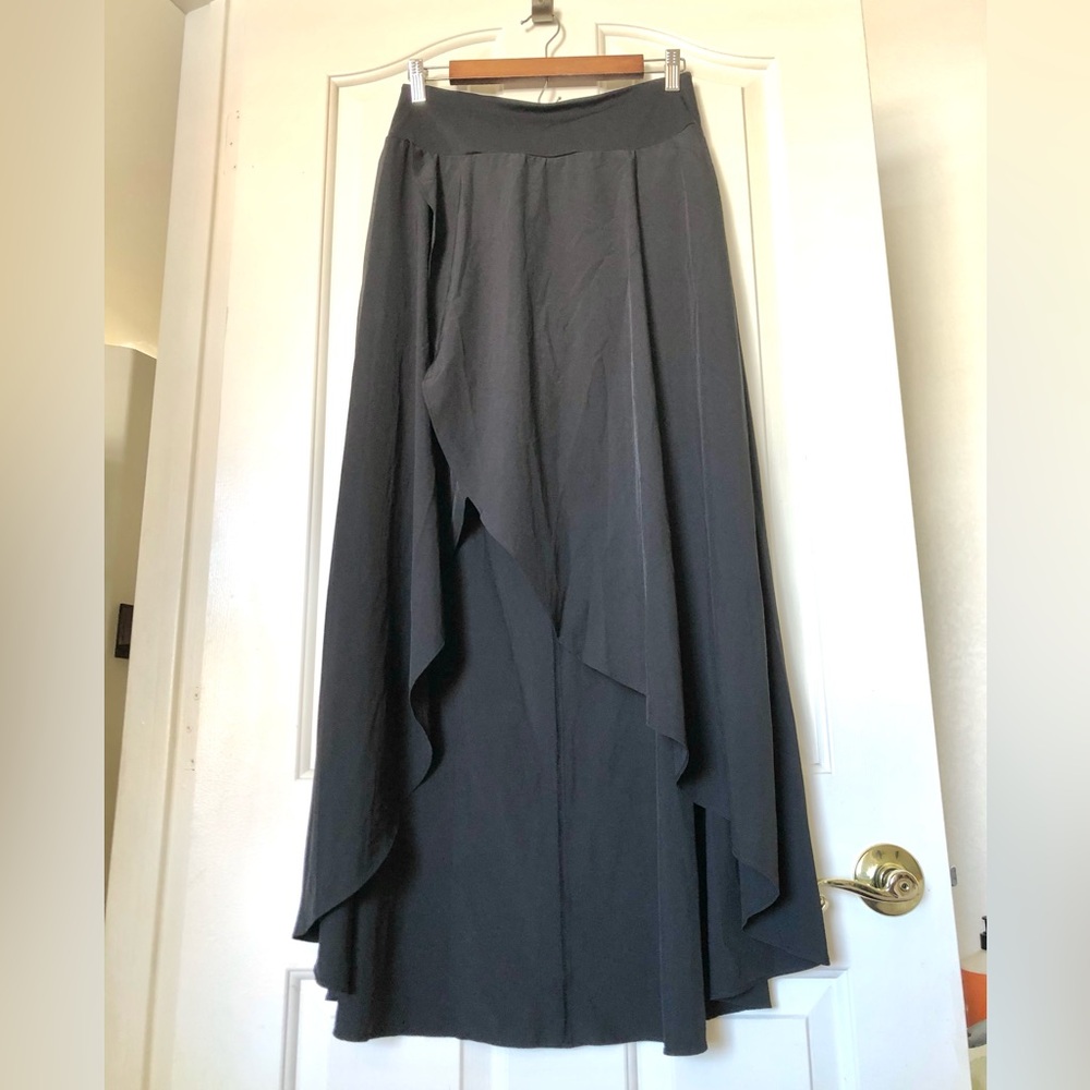 HALARA Women's Black Asymmetrical Maxi Skirt